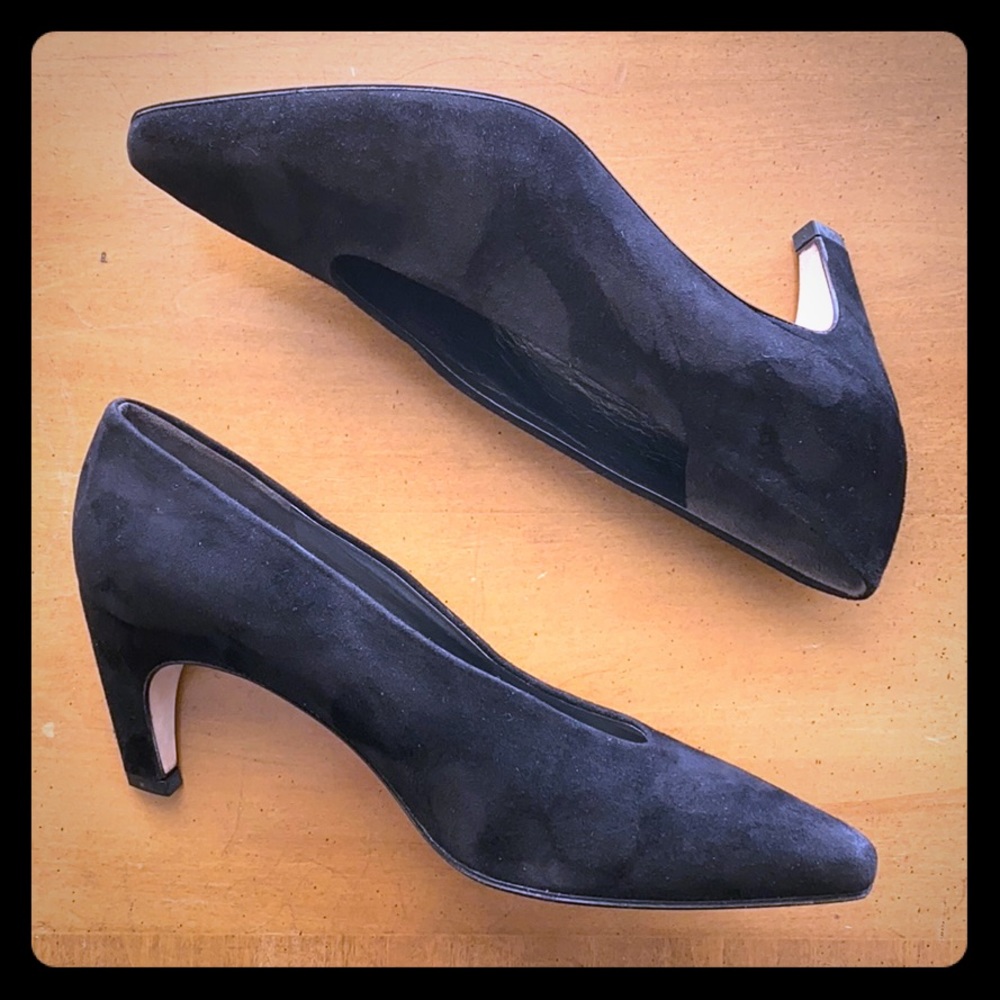 Via Spiga black suede heels size 8